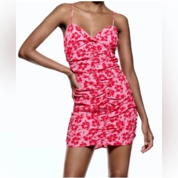 Zara Womens Pink‎ Red Floral Ruched Bodycon Mini Dress Sz Med Summer 💕 - Picture 6 of 14